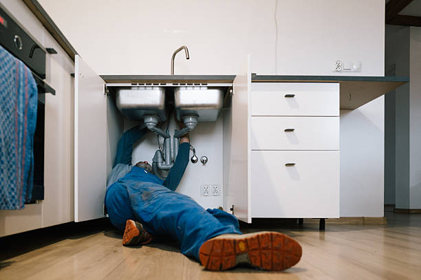 Professional Leak Detection technician working in Hamilton, GA